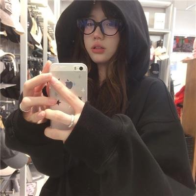 新婚夜,冰山总裁要吻我